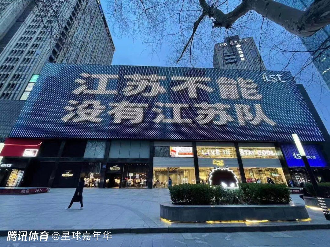 我想不出能比汤姆;汉克斯更适合诠释这部电影意义的演员